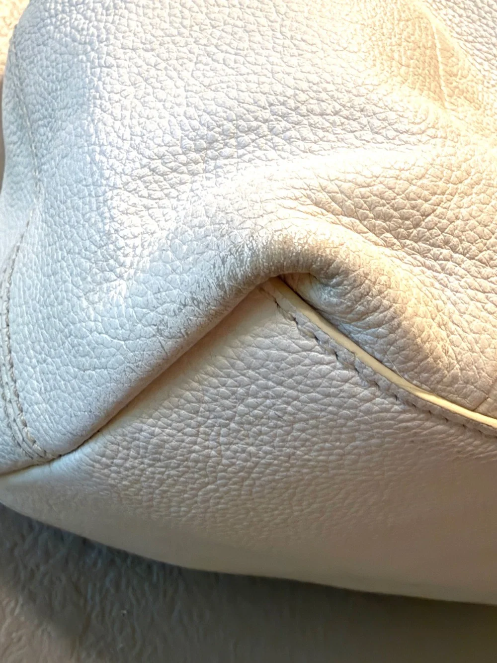 Vince Camuto VV-SIGNE-TO White Swan Pebbled Leather Hobo Handbag Braided Handle